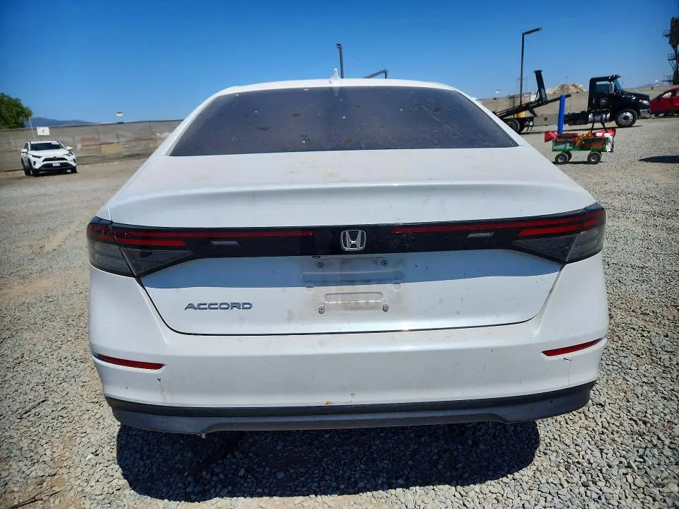 2025 HONDA ACCORD LX  