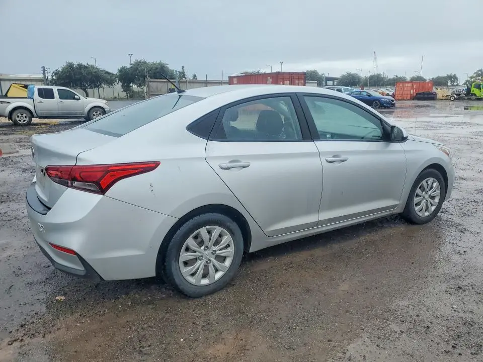 2020 HYUNDAI ACCENT SE  