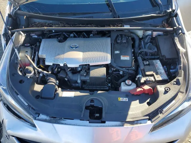 2019 TOYOTA PRIUS XLE AWD-E  