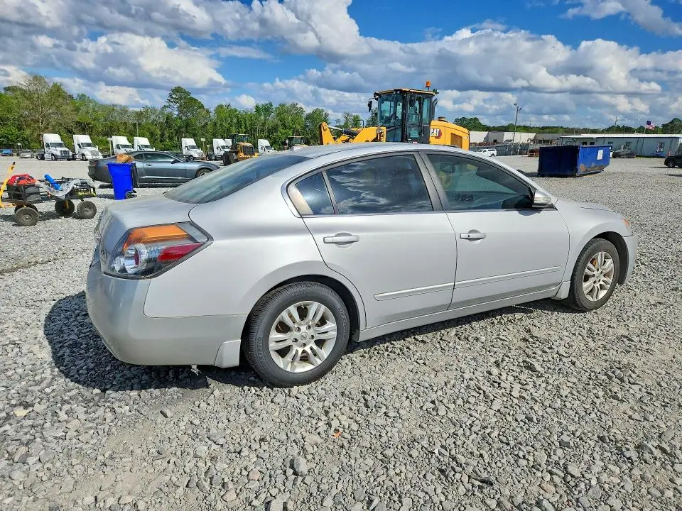 2011 NISSAN ALTIMA   