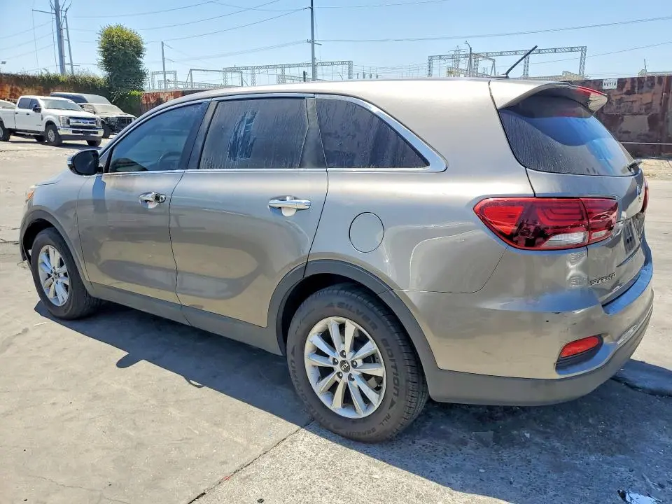 2019 KIA SORENTO LX V6  