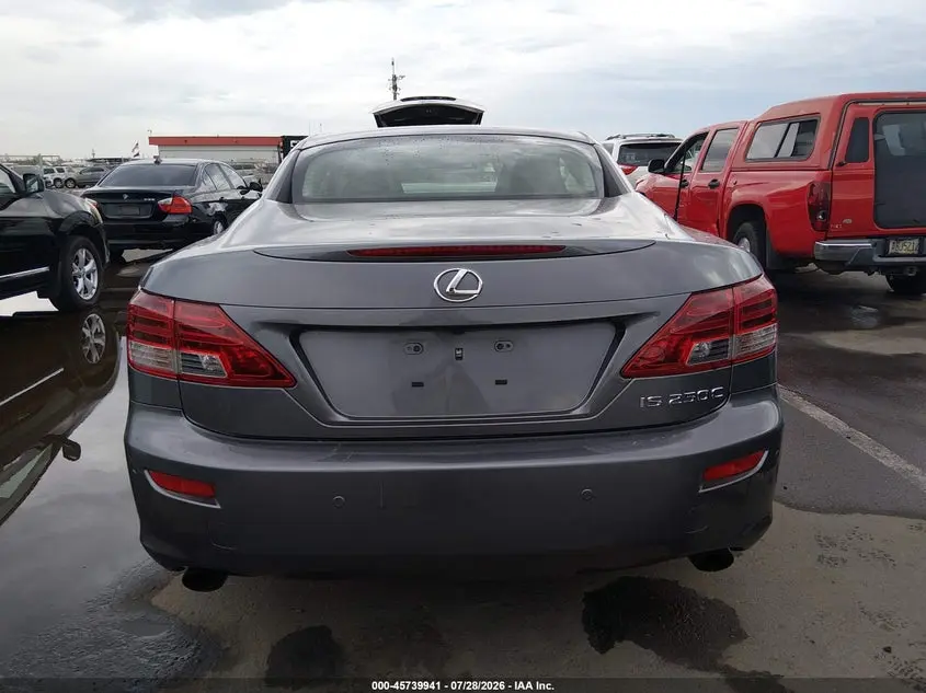 2013 LEXUS IS 250C  