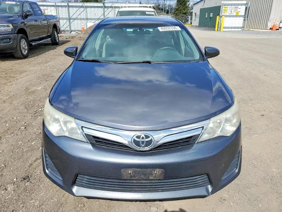 2013 TOYOTA CAMRY LE  