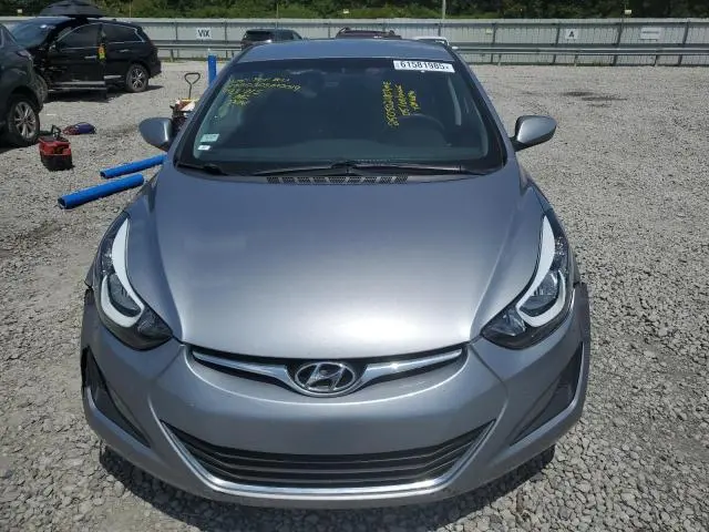 2016 HYUNDAI ELANTRA SE  