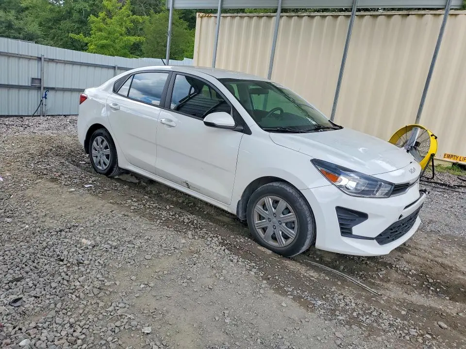 2023 KIA RIO LX  