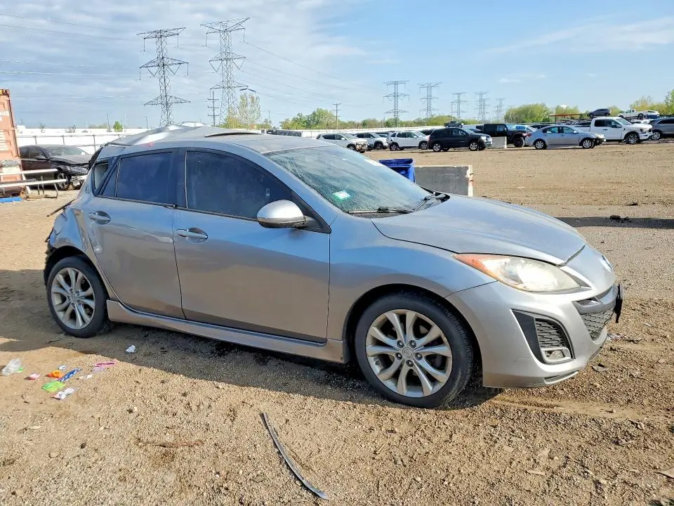 2011 MAZDA 3 S  