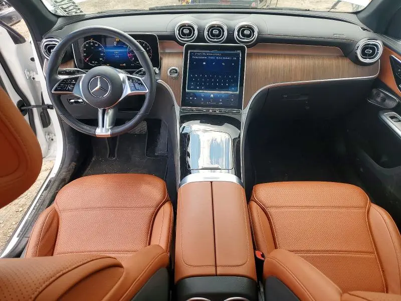 2025 MERCEDES-BENZ GLC 300 4MATIC  