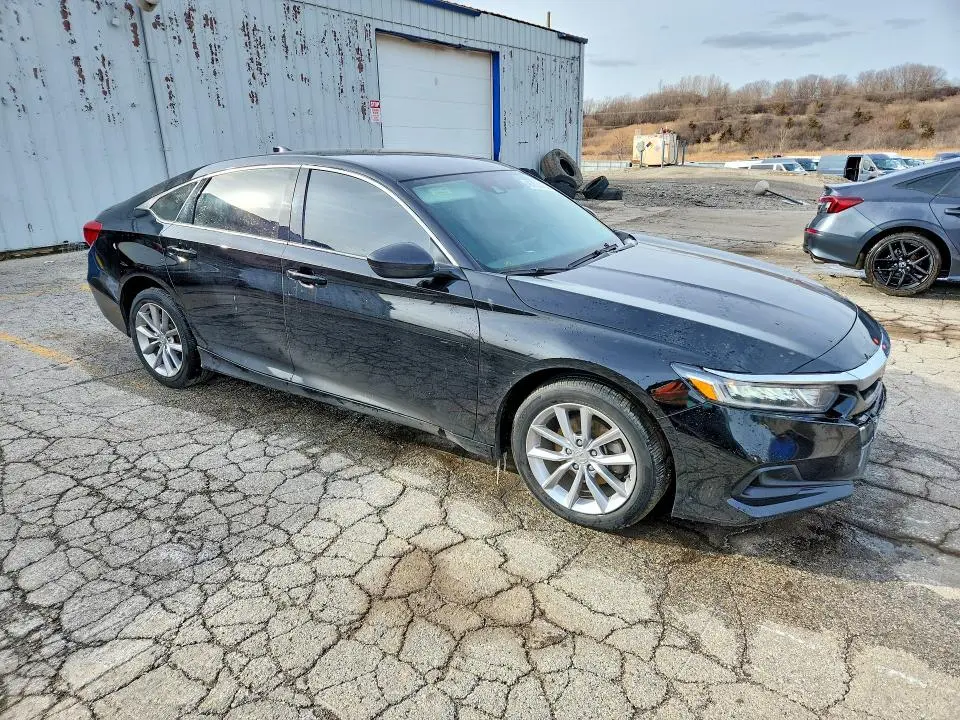 2022 HONDA ACCORD LX  
