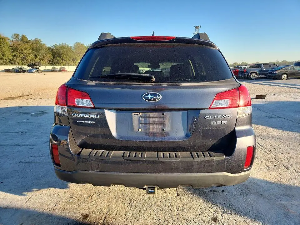 2012 SUBARU OUTBACK 3.6R LIMITED  