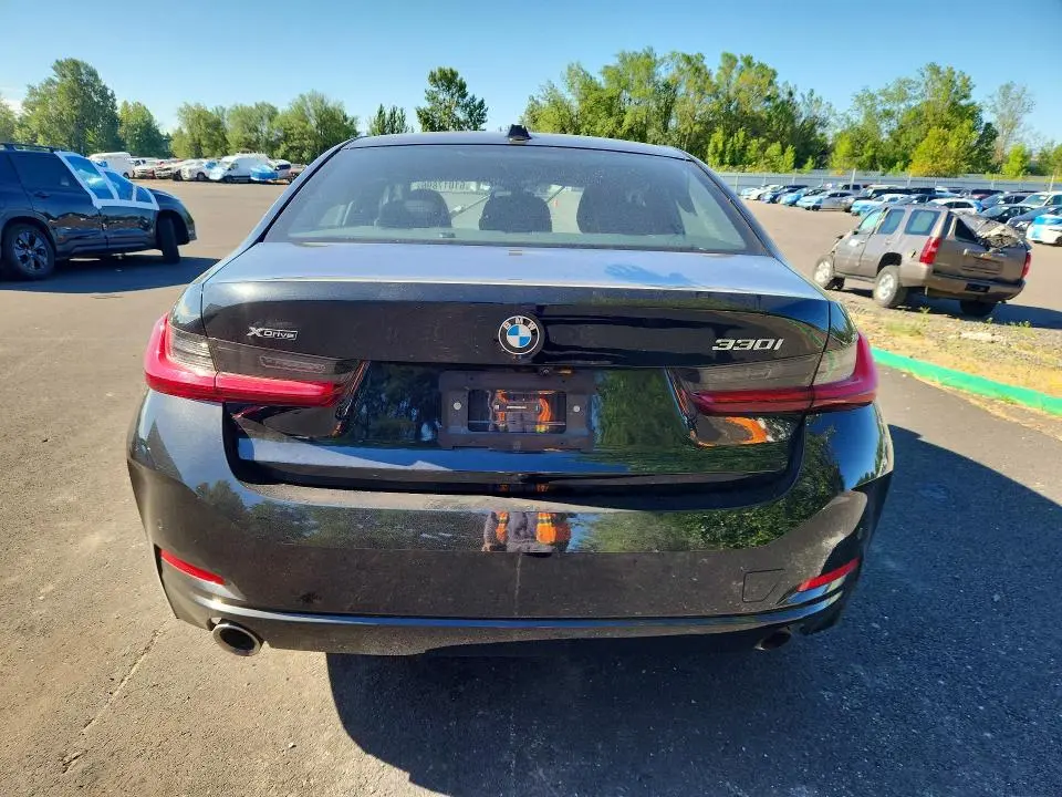 2024 BMW 330XI   