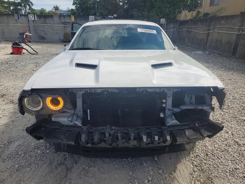 2023 DODGE CHALLENGER SXT  