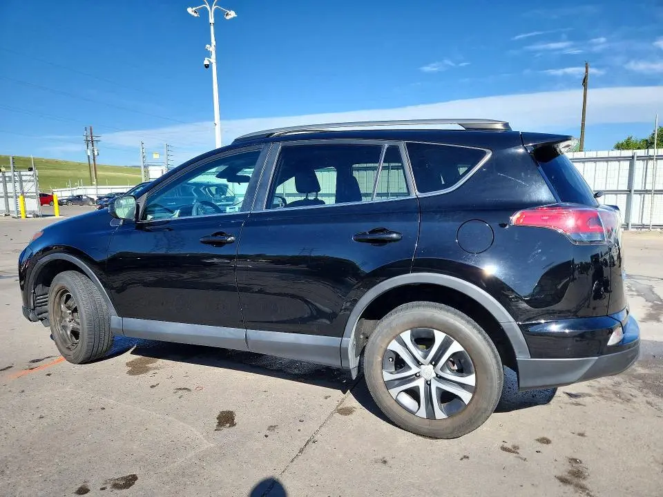 2017 TOYOTA RAV4 LE  
