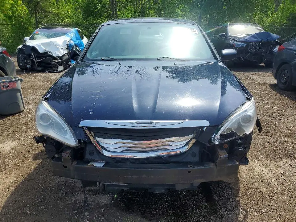2014 CHRYSLER 200 LX  
