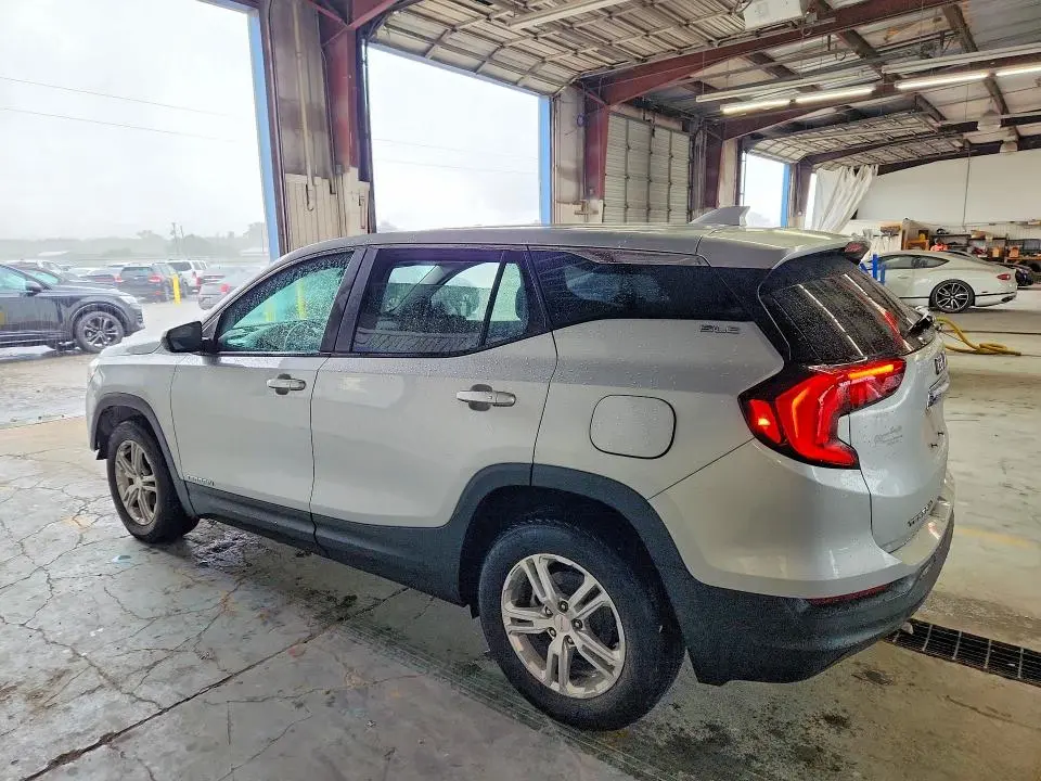 2021 GMC TERRAIN SLE  