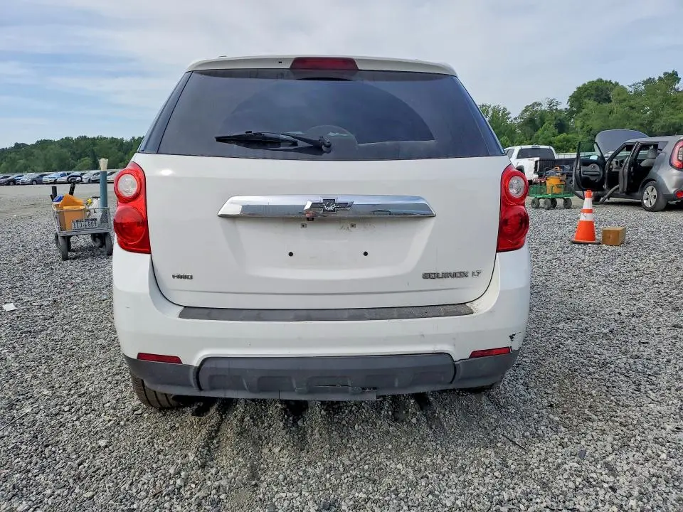 2015 CHEVROLET EQUINOX LT  