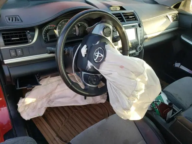 2013 TOYOTA CAMRY SE  