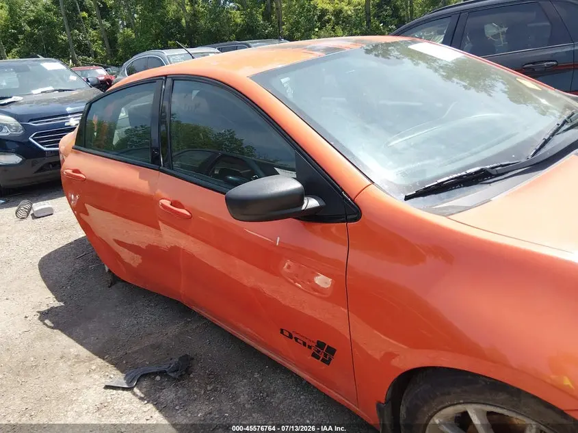 2015 DODGE DART SXT