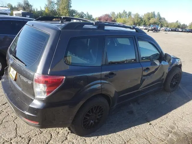 2010 SUBARU FORESTER XS  