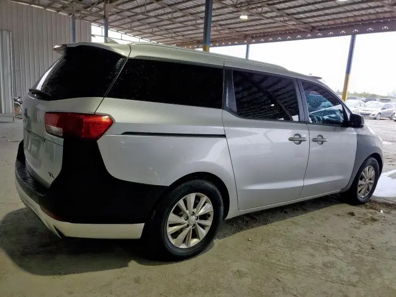 2016 KIA SEDONA LX  