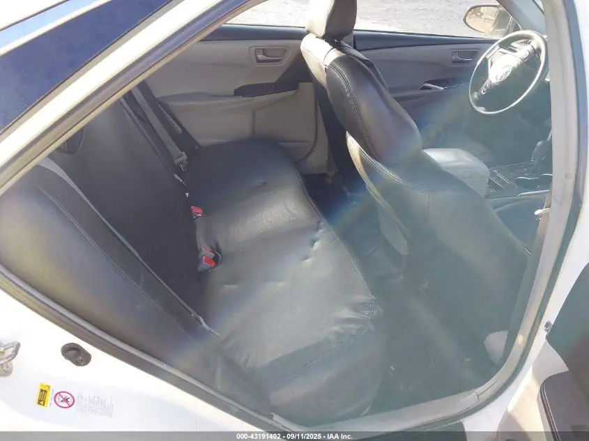 2015 TOYOTA CAMRY HYBRID LE