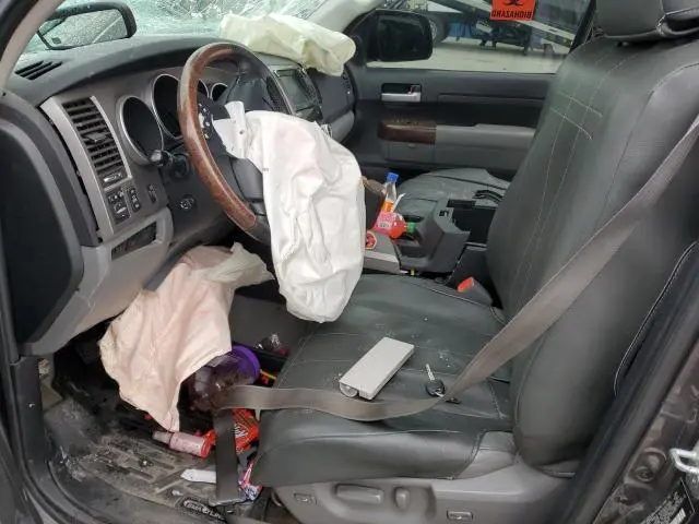 2011 TOYOTA TUNDRA CREWMAX LIMITED  