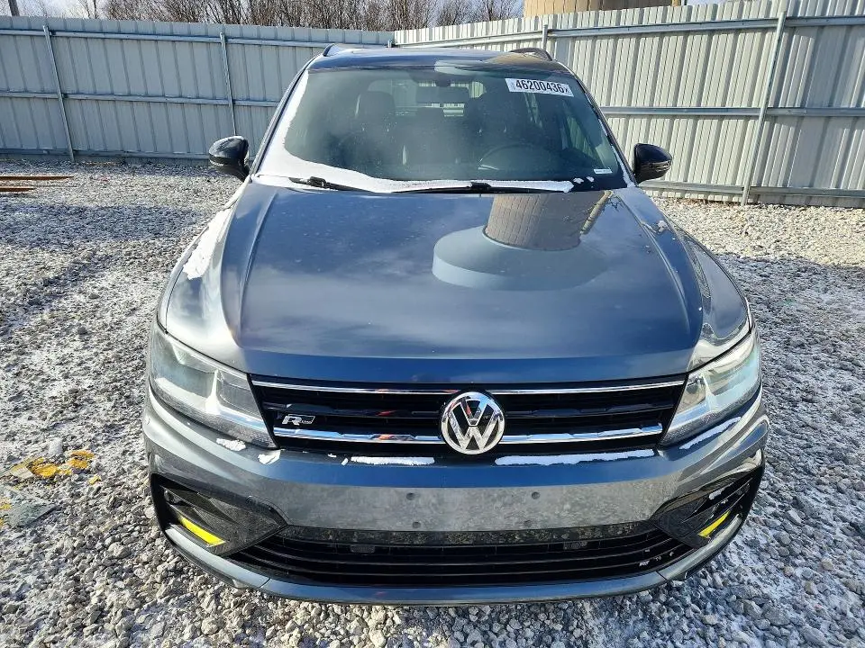 2021 VOLKSWAGEN TIGUAN SE  