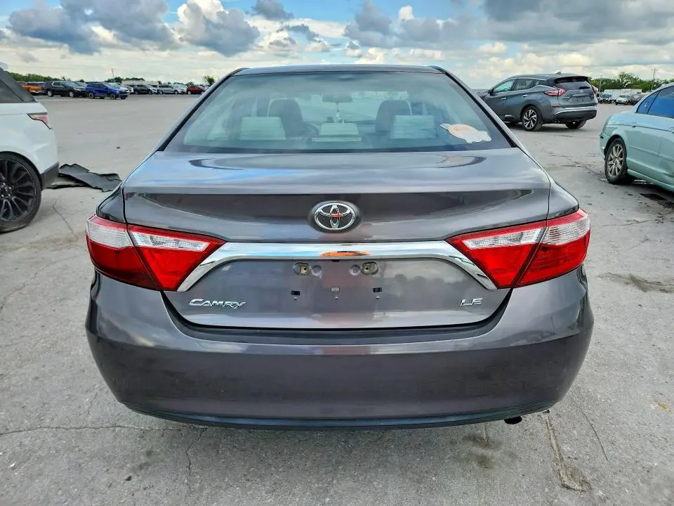 2017 TOYOTA CAMRY LE  