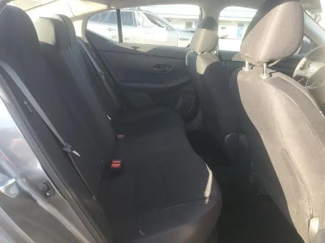 2025 NISSAN SENTRA S  