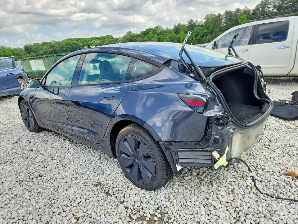 2025 TESLA MODEL 3   