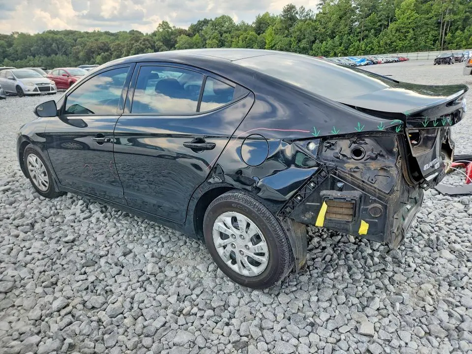 2018 HYUNDAI ELANTRA SE  