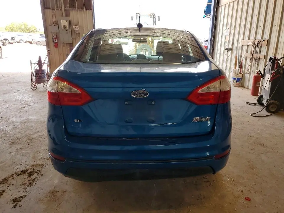 2017 FORD FIESTA SE  