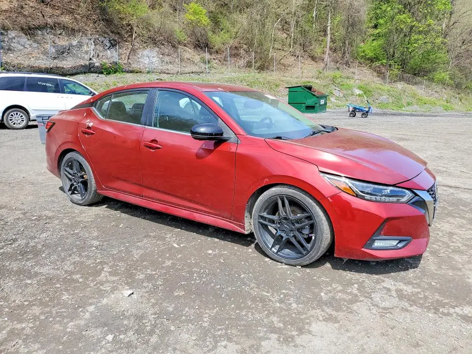 2021 NISSAN SENTRA SR  