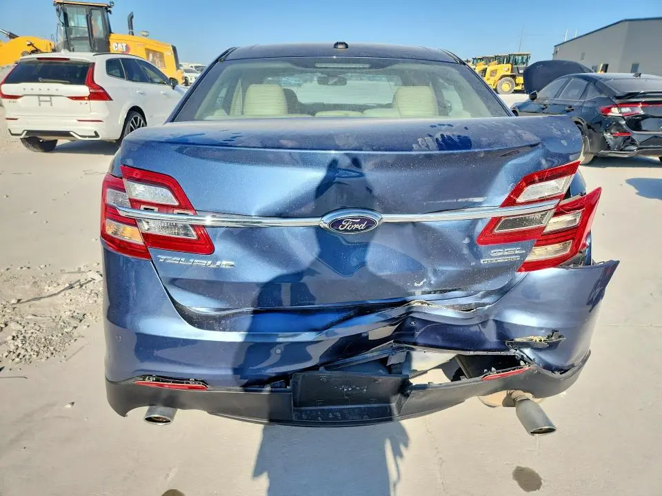 2018 FORD TAURUS SEL  