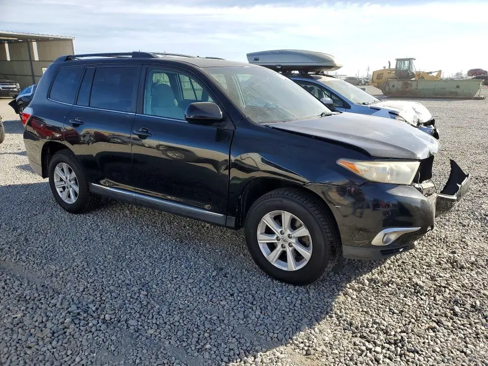 2011 TOYOTA HIGHLANDER BASE  