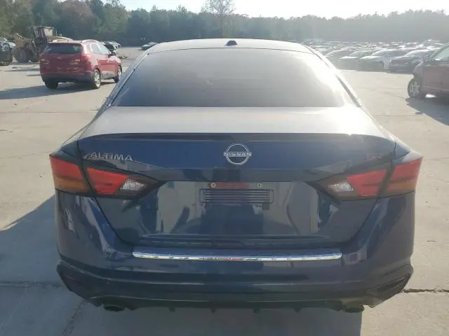 2023 NISSAN ALTIMA SR  