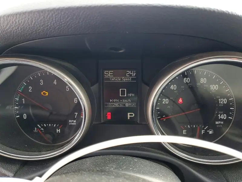 2011 JEEP GRAND CHEROKEE LAREDO  