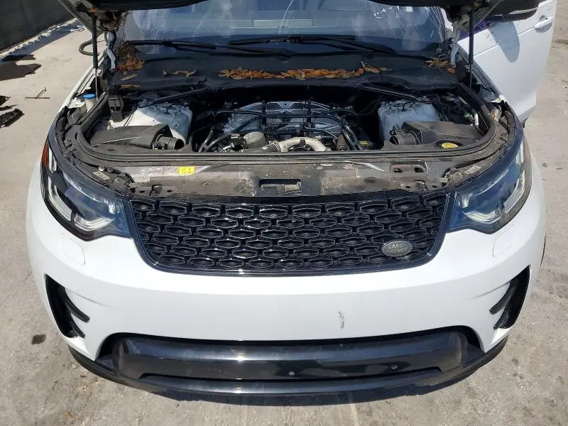 2017 LAND ROVER DISCOVERY HSE LUXURY  
