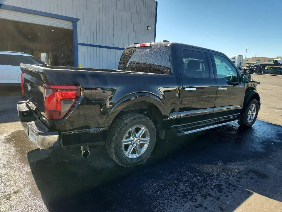 2025 FORD F150 XLT  