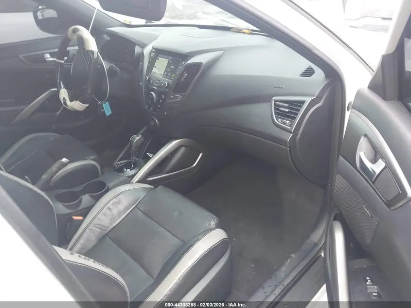 2016 HYUNDAI VELOSTER TURBO