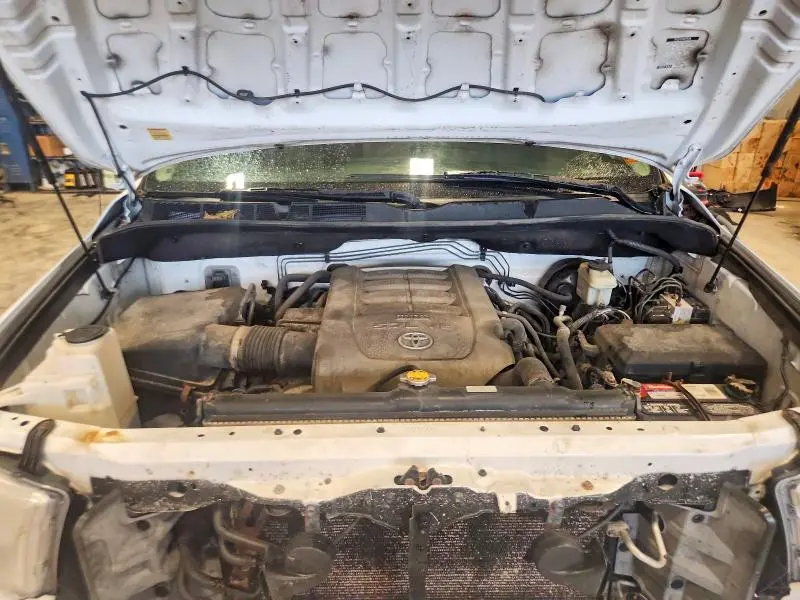2010 TOYOTA TUNDRA CREWMAX SR5  