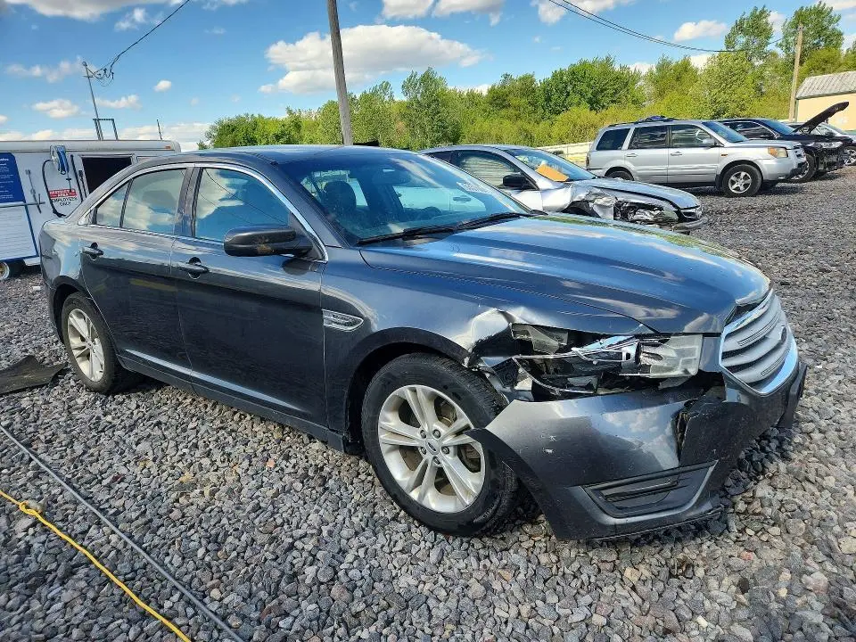 2016 FORD TAURUS SEL  