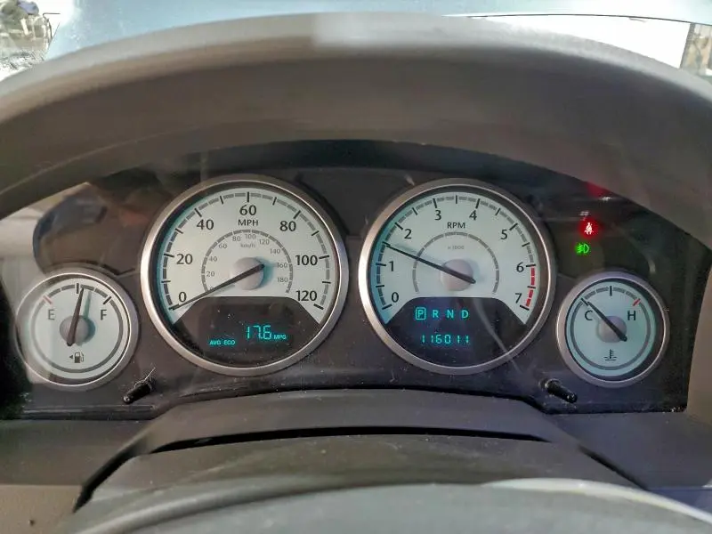 2010 CHRYSLER TOWN & COUNTRY TOURING  