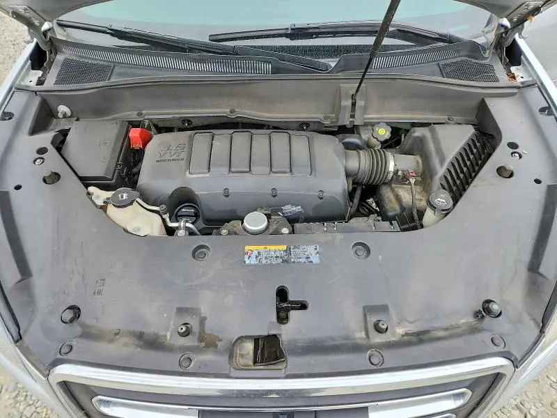 2013 GMC ACADIA SLT-1  