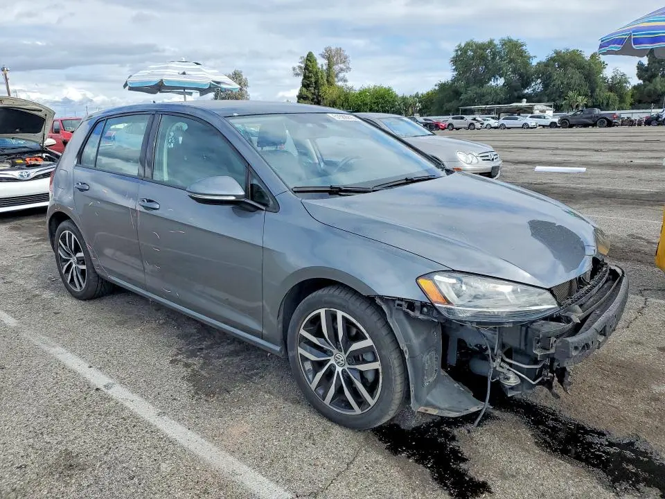 2016 VOLKSWAGEN GOLF S  