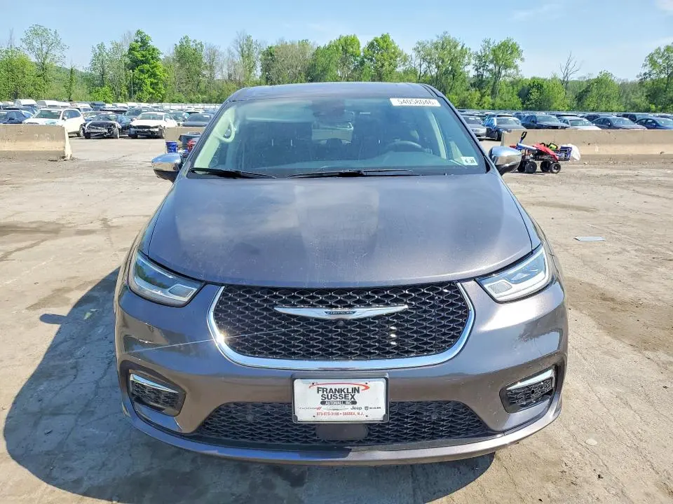 2023 CHRYSLER PACIFICA HYBRID LIMITED  