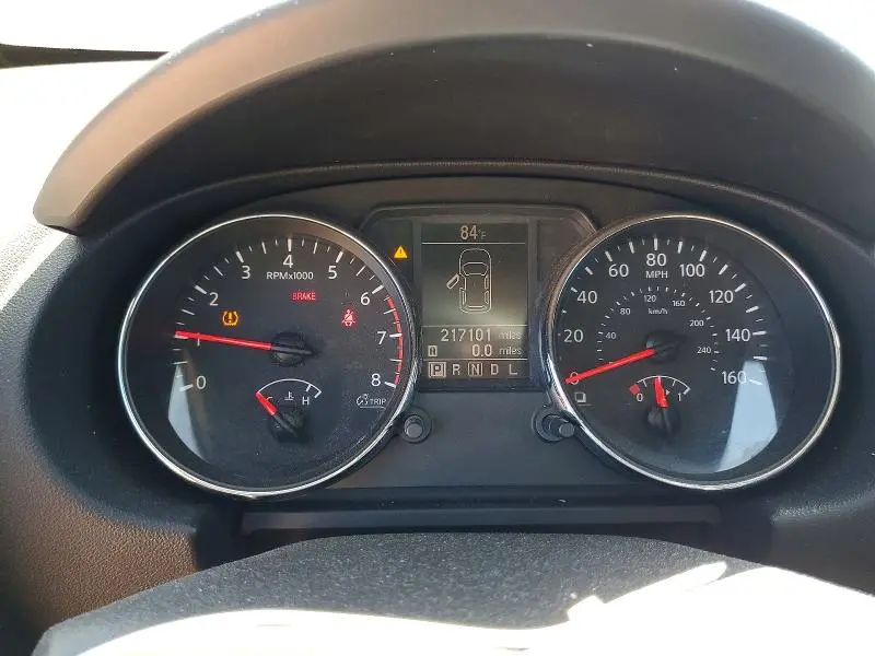 2011 NISSAN ROGUE S  