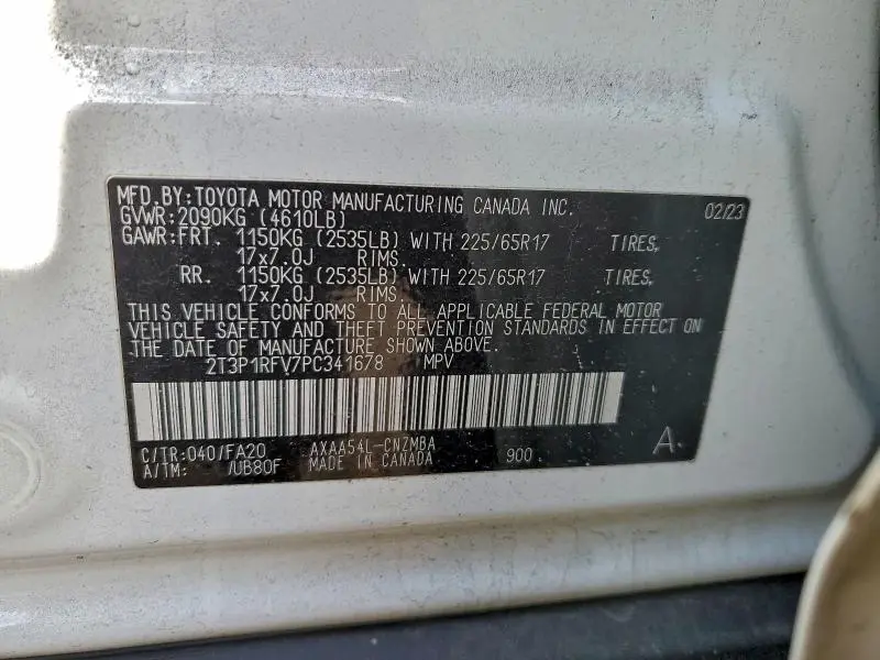 2023 TOYOTA RAV4 XLE  