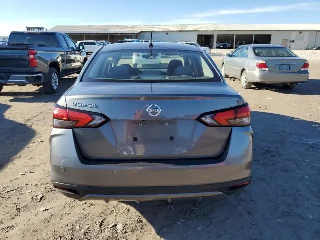 2021 NISSAN VERSA S  