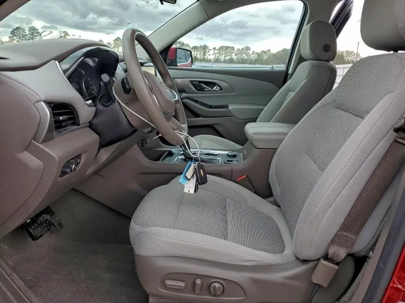 2018 CHEVROLET TRAVERSE LT  