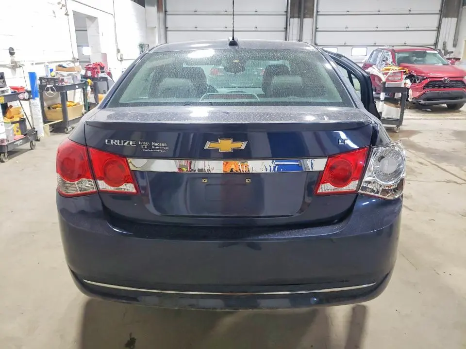 2015 CHEVROLET CRUZE LT  